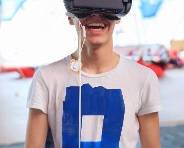 Επικοινωνία με τα ενδιαφερόμενα μέρη